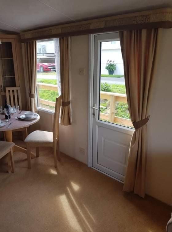 Villa C8 à Aberystwyth Extérieur photo
