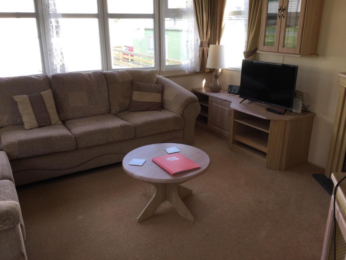 Villa C8 à Aberystwyth Extérieur photo